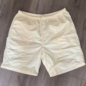 Men’s swim shorts